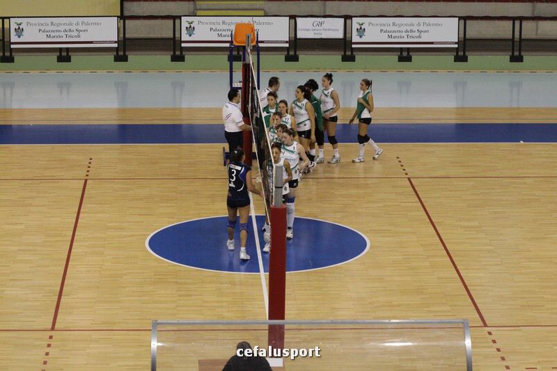 111030 volley 262_tn.jpg
